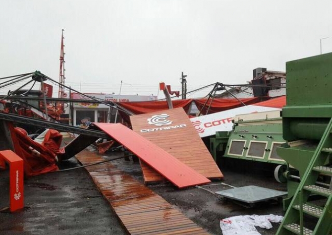 Argentina e Paraguai continuam enfrentando complicações por chuvas e tornados