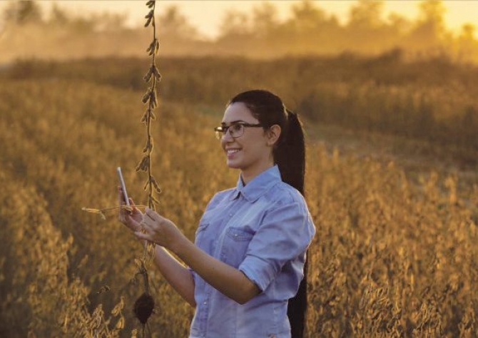 Mulheres contribuem para bons resultados do agro, afirma diretor da Abag